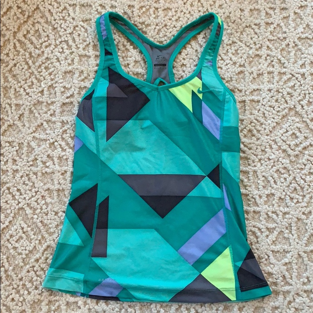 Nike drifit tank